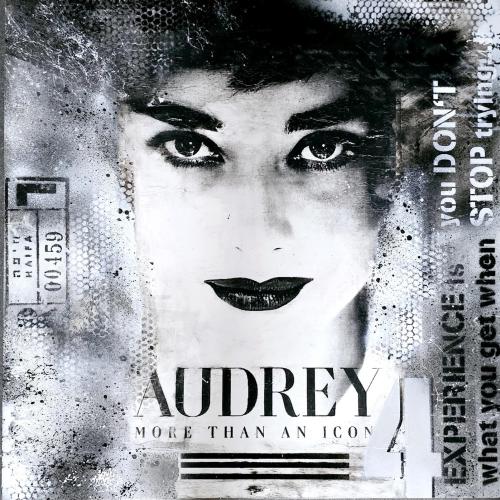 396 - Ina-Ketter-Ketter-ART - Audrey-Serie - 50x50-cm - Mixed-Media-Resin-on-Wood
