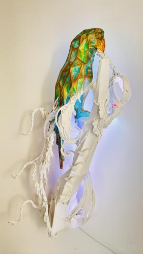 684 - Marcos-Suarez-Romero-Marcos-Suarez - Evasion-Maternelle - 50x90-cm - Sculpture-en-papier-mache